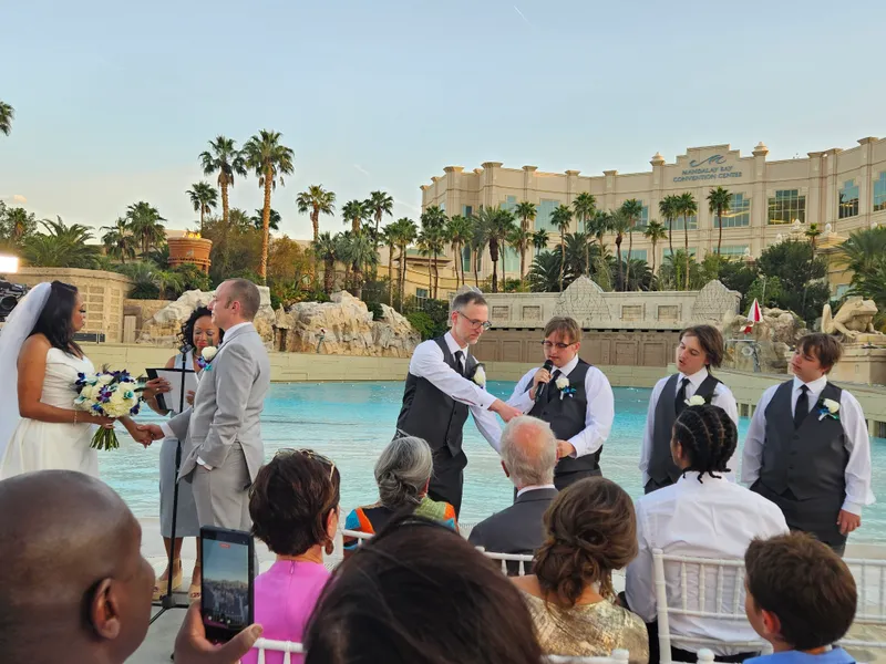 Even more wedding pics